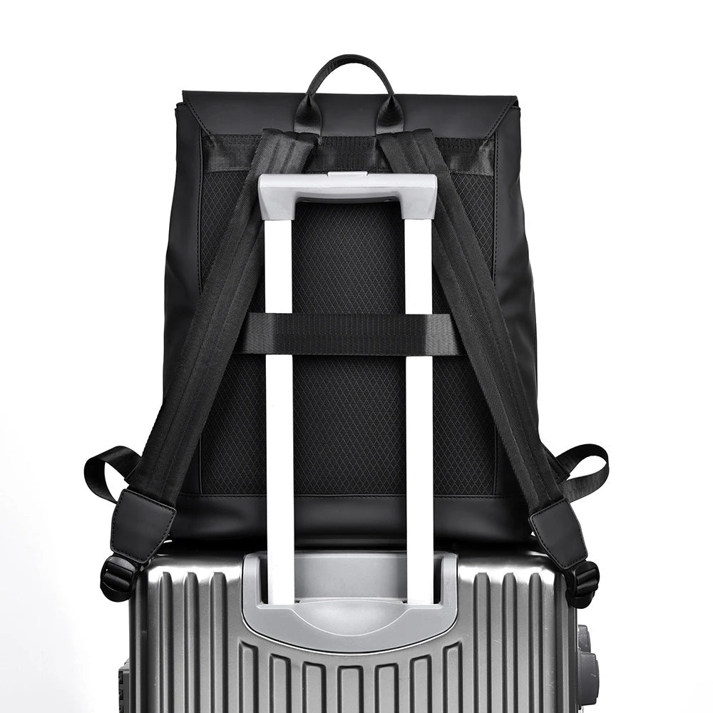 Dayan Unisex Large Capacity Backpack