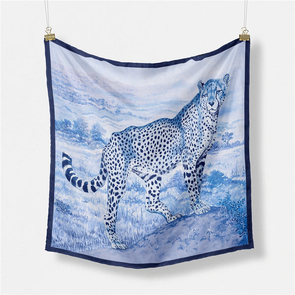 Carre_de_soie_Diana-bleu-monsacparis