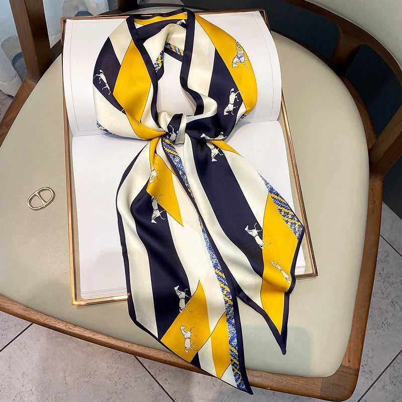 Foulard en soie bleu-monsacparis.com