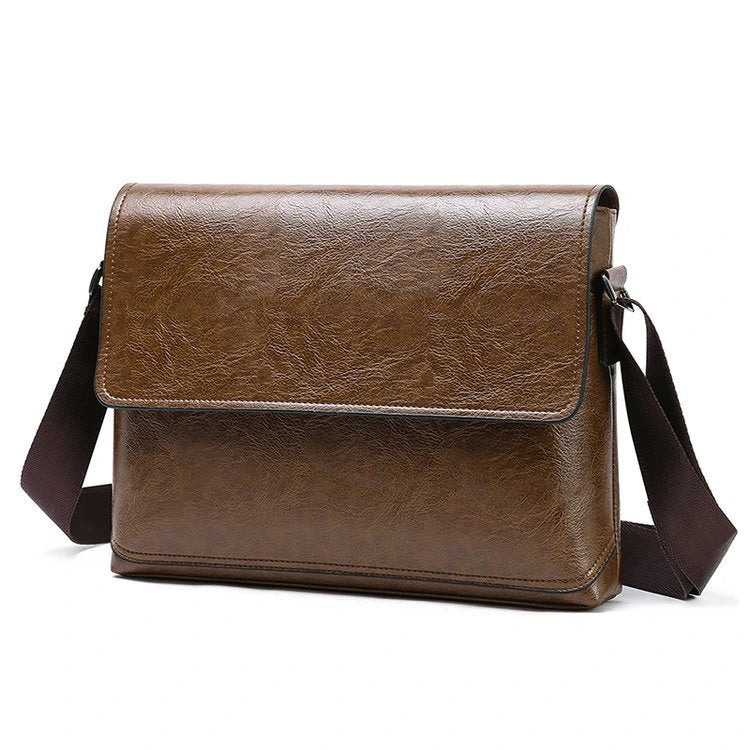 Sac Messenger Cuir Marron à Rabat Brian | MonsacParis