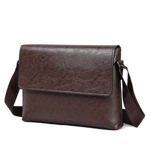 Sac Messenger Cuir Marron à Rabat Brian | MonsacParis
