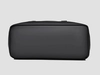 vue de dessous sac à dos cuir unisexe Gris-monsacparis.com